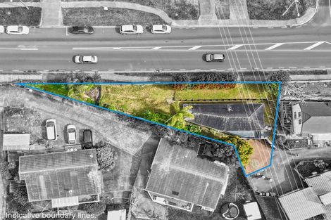 Photo of property in 1a Highgrove Lane, Totara Vale, Auckland, 0632