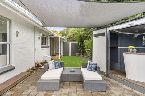 Photo of property in 1/32 Manuka Road, Glenfield, Auckland, 0629