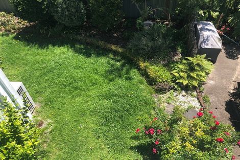 Photo of property in 2/12 Bungalow Avenue, Point Chevalier, Auckland, 1022