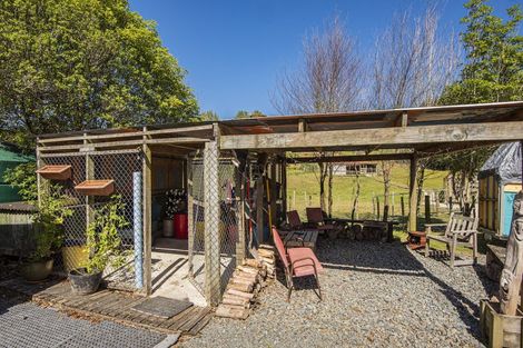 Photo of property in 12 Willow Lane, Maungaturoto, 0588