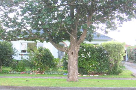 Photo of property in 2 Douglas Street, Kensington, Whangarei, 0112