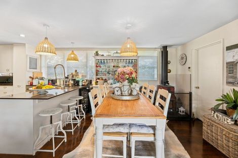 Photo of property in 149 Memorial Avenue, Burnside, Christchurch, 8053