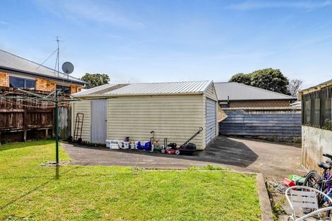 Photo of property in 49 Collins Street, Hawera, 4610