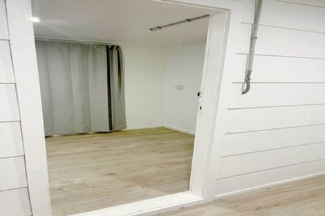 Photo of property in 1/11 Kia Ora Road, Beach Haven, Auckland, 0626