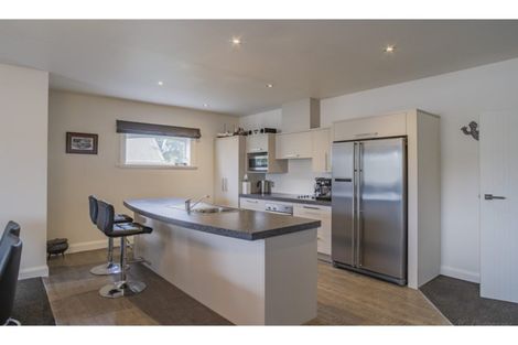 Photo of property in 16 Grasmere Street, Waimataitai, Timaru, 7910