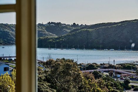 Photo of property in 20 Kiriwai Road, Paremata, Porirua, 5024