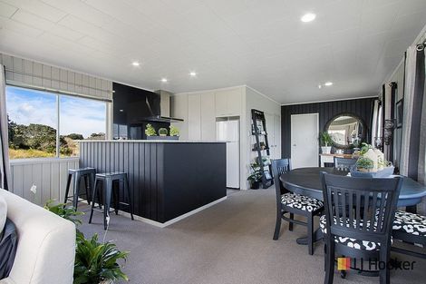 Photo of property in 287 Seaforth Road, Waihi Beach, 3611