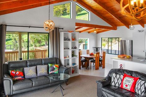 Photo of property in 598a Oneriri Road, Kaiwaka, 0573