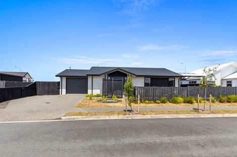 Photo of property in 86 Franks Way, Papamoa Beach, Papamoa, 3118