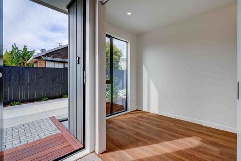 Photo of property in 4/7 Alma Road, Milford, Auckland, 0620