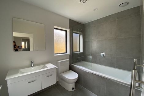 Photo of property in 9 Poutawa Lane, Clarks Beach, 2122