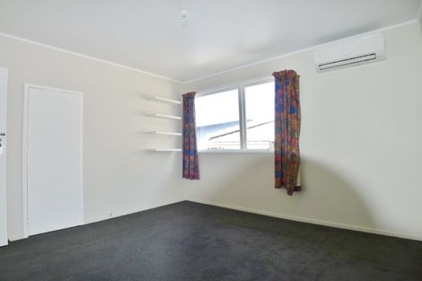 Photo of property in 37 Cheval Drive, Totara Vale, Auckland, 0629