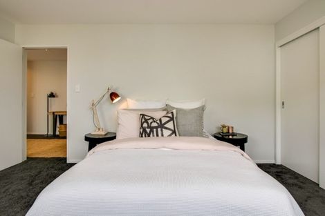 Photo of property in 12a Chaucer Road, Hospital Hill, Napier, 4110