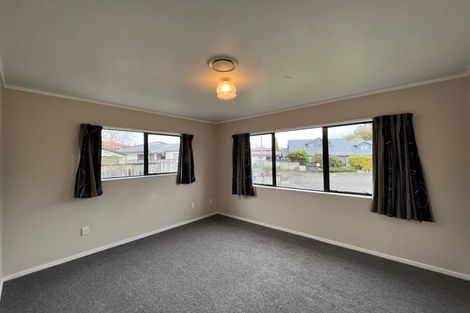 Photo of property in 5 Essendon Court, Glenview, Hamilton, 3206