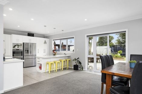 Photo of property in 27 Cranley Street, Musselburgh, Dunedin, 9013