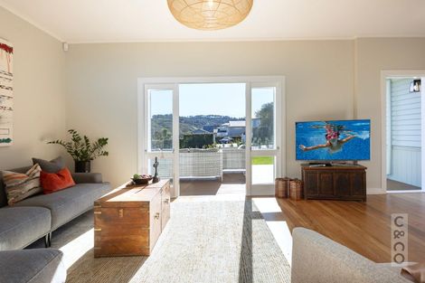 Photo of property in 29 Cambridge Road, Riverhead, 0820