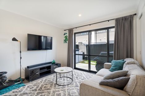 Photo of property in 38 Mawai Hakona Drive, Wallaceville, Upper Hutt, 5018