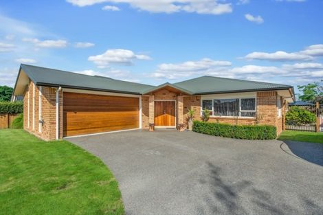 Photo of property in 18 Wiltshire Drive, Huntington, Hamilton, 3210