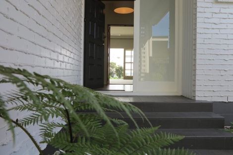 Photo of property in 12 Dowling Place, Pakuranga, Auckland, 2010