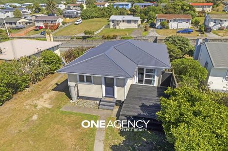 Photo of property in 95 Te Pene Avenue, Titahi Bay, Porirua, 5022