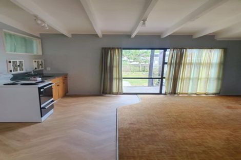 Photo of property in 129 Cambridge Street, Levin, 5510