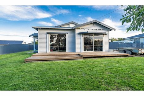 Photo of property in 74 Dalry Street, Wallacetown, 9816