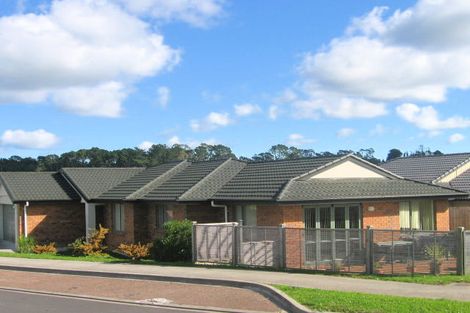 Photo of property in 6 Brookwood Drive, Henderson, Auckland, 0612