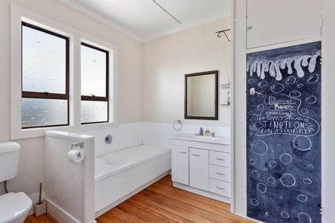 Photo of property in 97 College Road, Edgecumbe, 3120