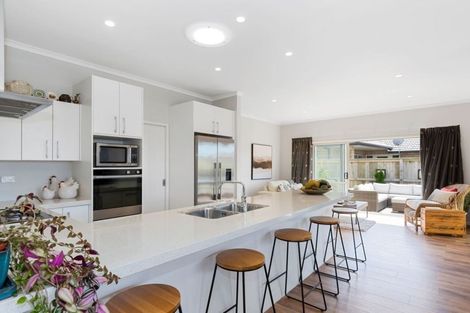 Photo of property in 150 Oriental Parade, Papamoa Beach, Papamoa, 3118