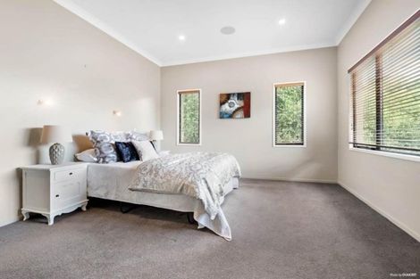 Photo of property in 52 Shelter Drive, Greenhithe, Auckland, 0632