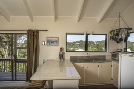 Photo of property in 6 Deeming Road, Okiato, Russell, 0272