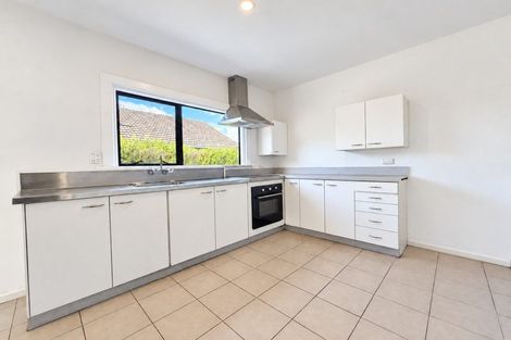 Photo of property in 21 Owens Terrace, Upper Riccarton, Christchurch, 8041