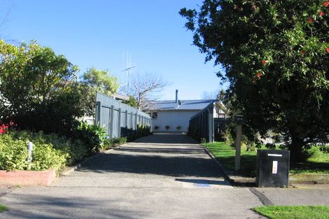 Photo of property in 24 Catlins Crescent, Milson, Palmerston North, 4414