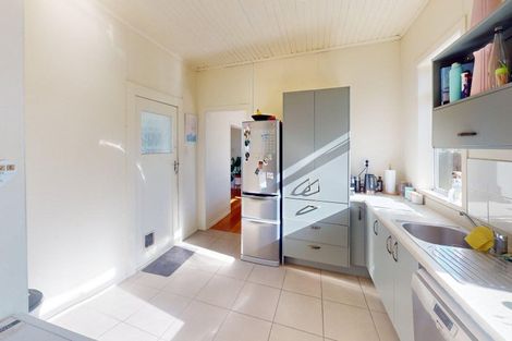 Photo of property in 11 Lyon Street, Marton, 4710