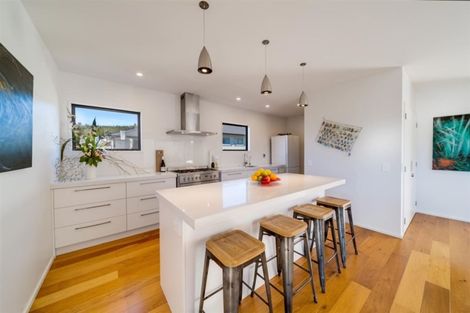 Photo of property in 18 Centre Crescent, Wanaka, 9305