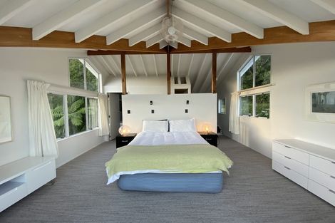 Photo of property in 74 Cluny Road, Plimmerton, Porirua, 5026