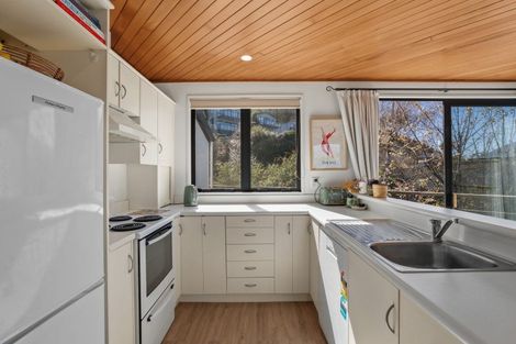 Photo of property in 8b Cresta Lane, Frankton, Queenstown, 9300