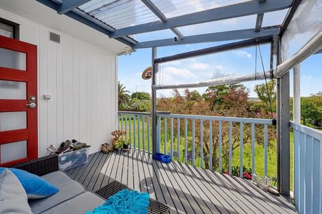 Photo of property in 28a Te Moau Avenue, Parakai, 0830