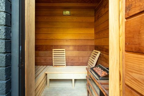 Photo of property in 5 Lavinia Grove, Waikanae Beach, Waikanae, 5036