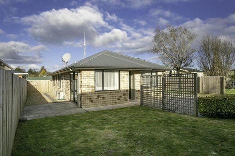 Photo of property in 17 Glover Street, Leamington, Cambridge, 3432