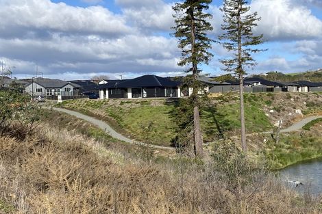 Photo of property in 9 Carriage Close, Omokoroa, 3114