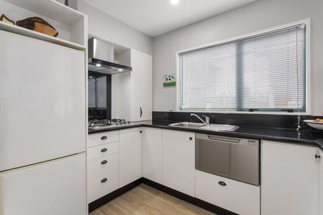 Photo of property in 5/19 Longley Place, Addington, Christchurch, 8024