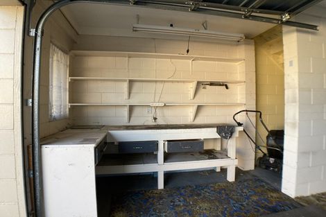 Photo of property in 55 Winters Road, Redwood, Christchurch, 8051