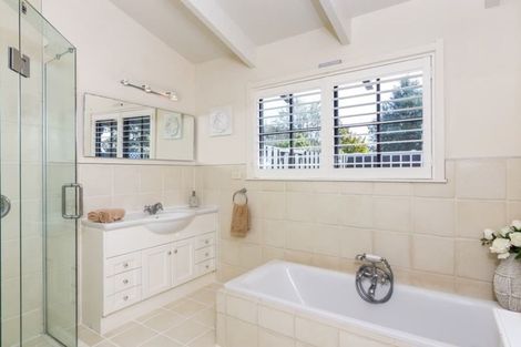 Photo of property in 735 Acacia Bay Road, Acacia Bay, Taupo, 3330
