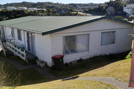 Photo of property in 2/112 Dowse Drive, Maungaraki, Lower Hutt, 5010