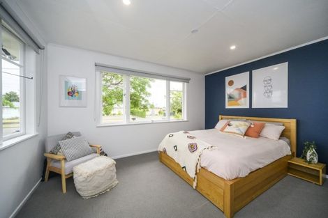 Photo of property in 17 Peters Avenue, Cloverlea, Palmerston North, 4412