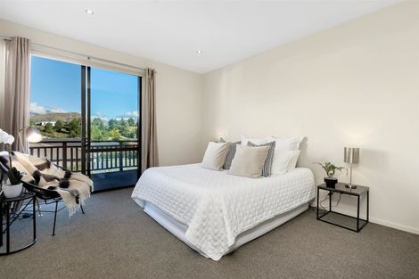 Photo of property in 42 Rere Road, Lake Hayes, Queenstown, 9304