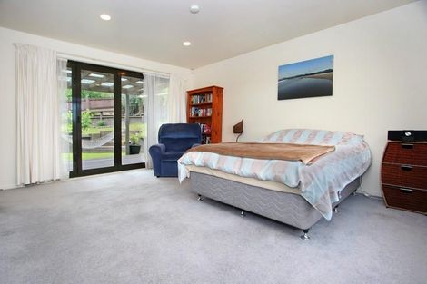 Photo of property in 21 Rotoma Rise, Clover Park, Auckland, 2019