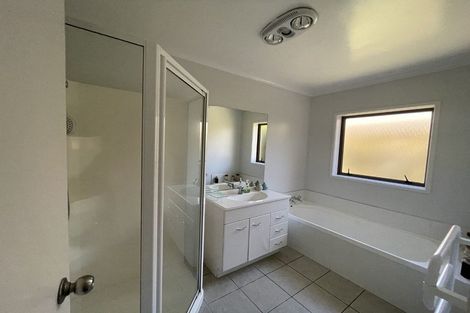 Photo of property in 19 Miers Glade, Rototuna North, Hamilton, 3210