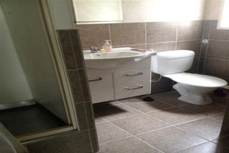 Photo of property in 17 Royal Road, Massey, Auckland, 0614